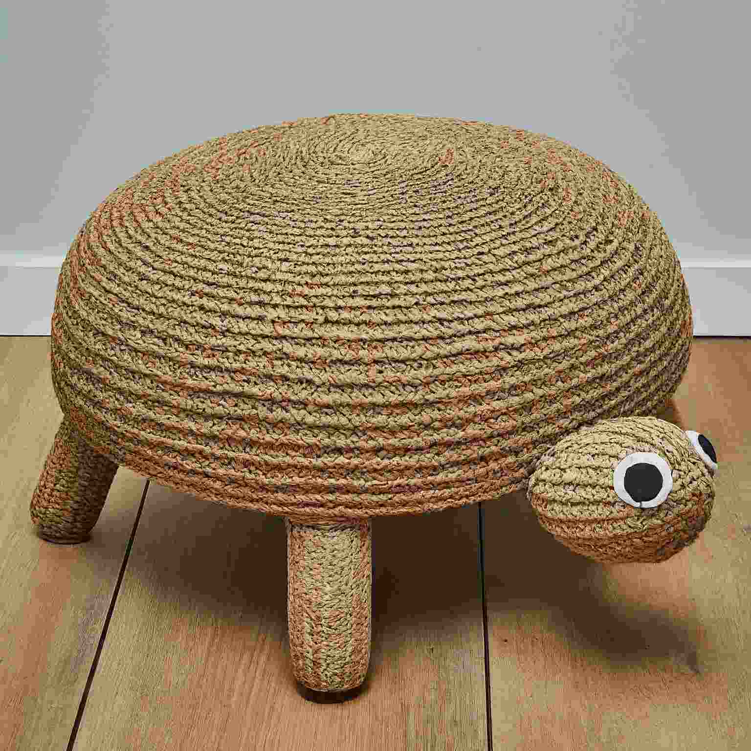 Animal Footstool: Exploring Benefits, Designs & Integration