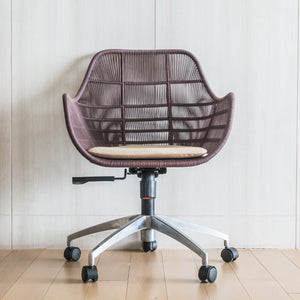 Enhance Comfort and Style with Mesh Office Chairs in the UK