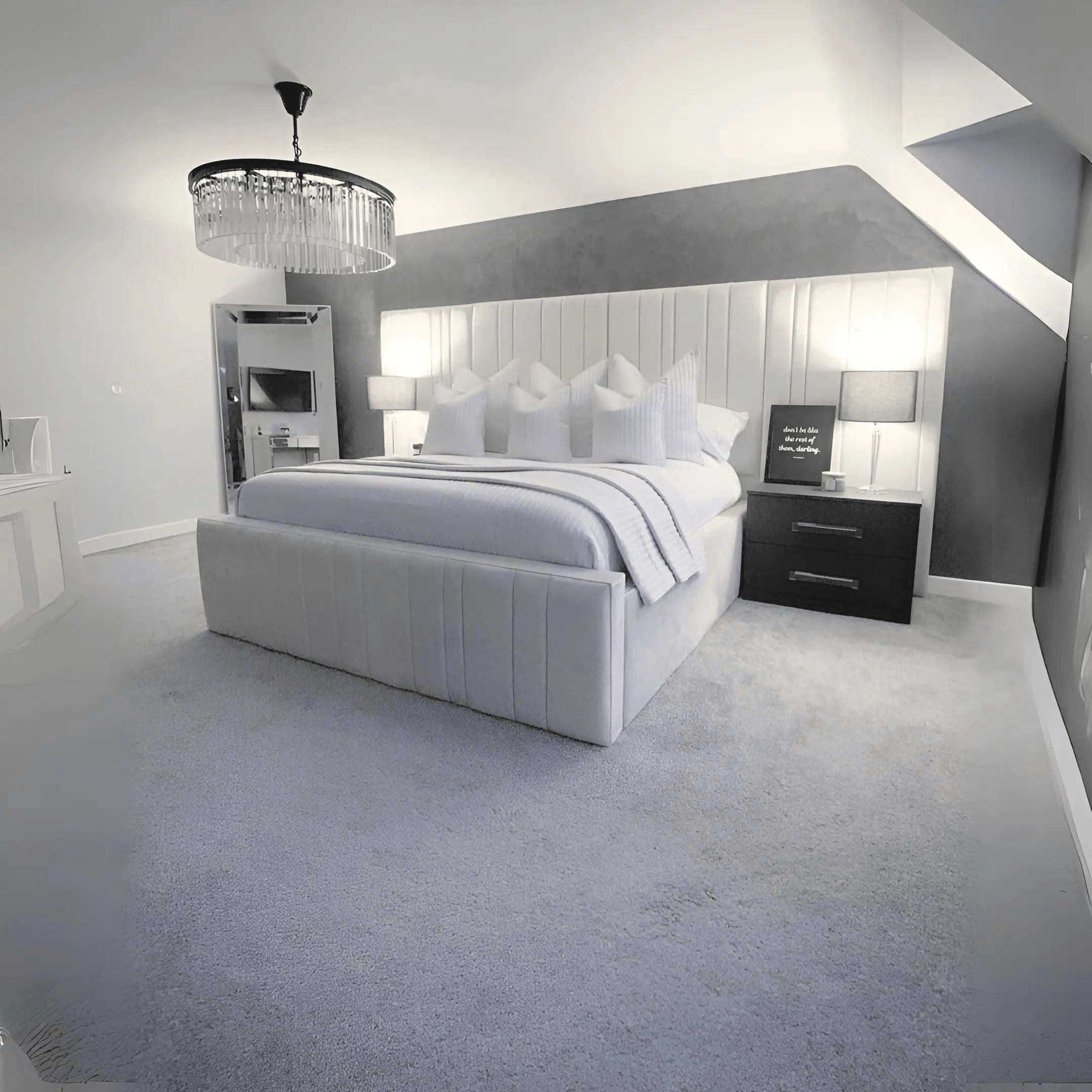 Sydney Classic Divan Bed – Tailored Finish with Matching Headboard