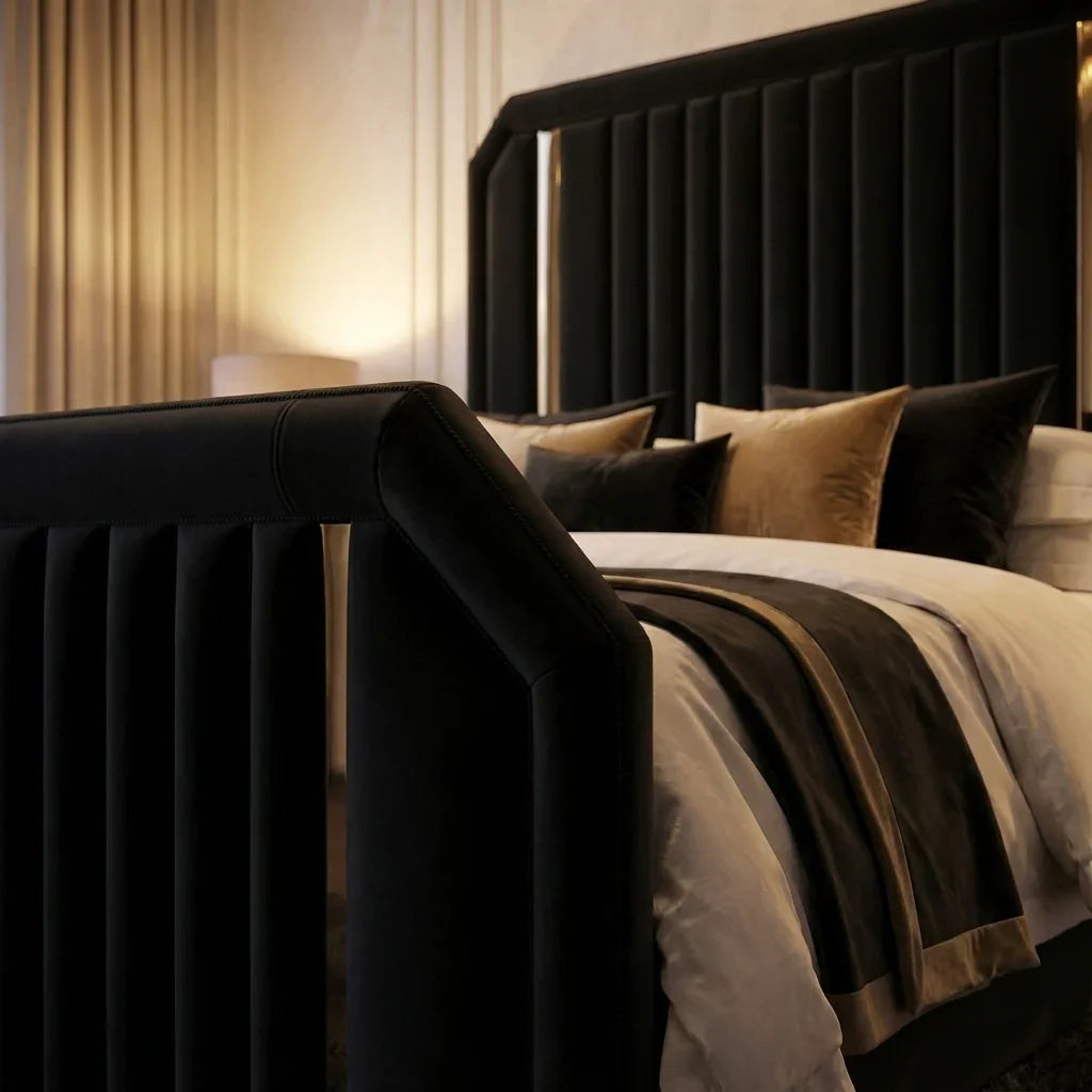 UKBedsDirect 2026 Dreamline Signature Bed – Luxury Upholstered Bed Frame with Gold/Chrome Accent Trim