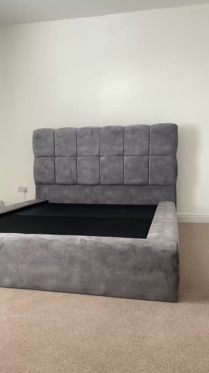 Elora Ambassador Bed